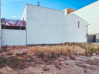 Terreny residencial a Santa Bàrbara. Solar urbano en venta en santa barbara tarragona