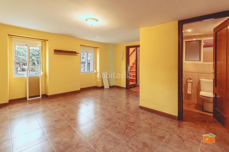 Foto 1473a5e7-2998-4988-83e5-e1db33a6ff9b. Casa aparellada amb calefacció a Casc Antic Amposta