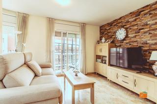 Flat in Zona Hospital. Piso en venta en amposta tarragona