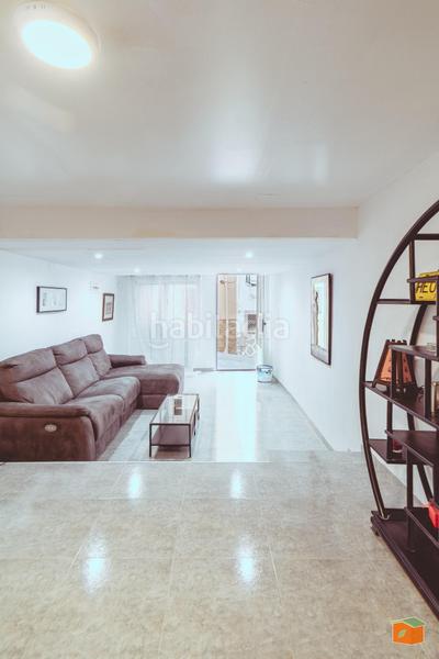 Foto 0ed6b945-744e-4b5e-bf2b-7f53d4ffc813. Casa adossada a Alcanar