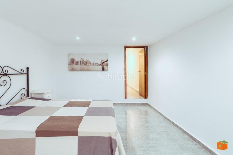 Foto afe9f6bd-179c-42f6-98e5-aa531025866c. Casa adossada a Alcanar