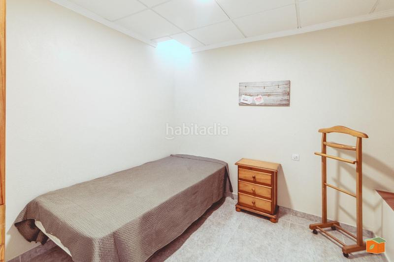 Foto ff483a88-19c9-43d6-be5c-bdb442e184d4. Casa adossada a Alcanar