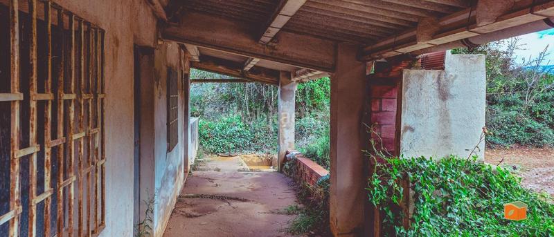 Foto f24699f5-40e8-45eb-990b-d282cedb4808. Bauernhof mit pool in Godall