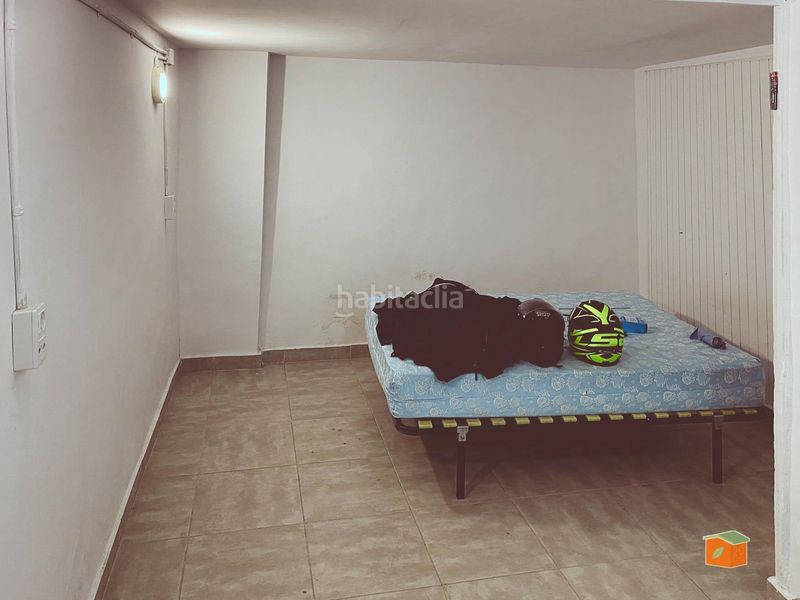 Foto b1da3063-c26f-4741-a7b5-832ded0d03ce. Casa adossada a Casc Antic Amposta