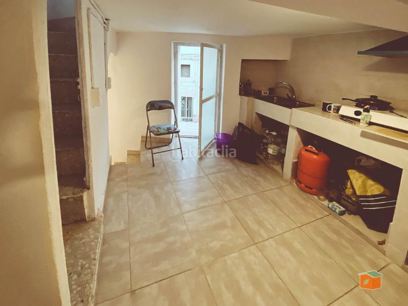 Foto bf5df1b9-5ab5-4ff8-afb3-fac9b5fbcf56. Casa adossada a Casc Antic Amposta