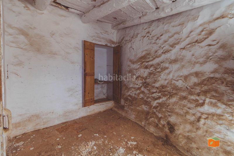 Foto f0c0289c-f77b-4c98-8d3a-71a1a3fe7949. Casa a Godall