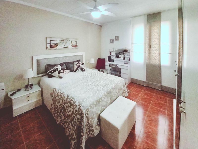 Foto c04e4311-ada8-40e7-8934-12ba2b60020e. Casa a Camarles