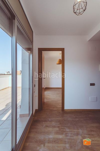 Foto ade2b3bc-7b7a-45c5-9775-cb28a56348dd. Pis a Santa Bàrbara