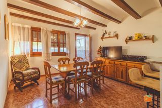 Haus in Freginals. Casa con terraza en venta en freginals tarragona