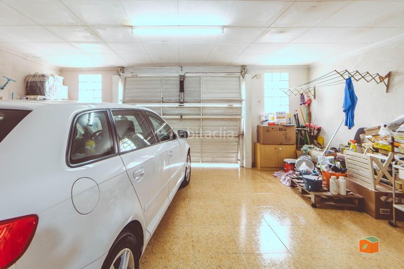 Foto 46a9fe7d-744e-4395-b097-d02e000f3457. Casa amb aparcament a Santa Bàrbara