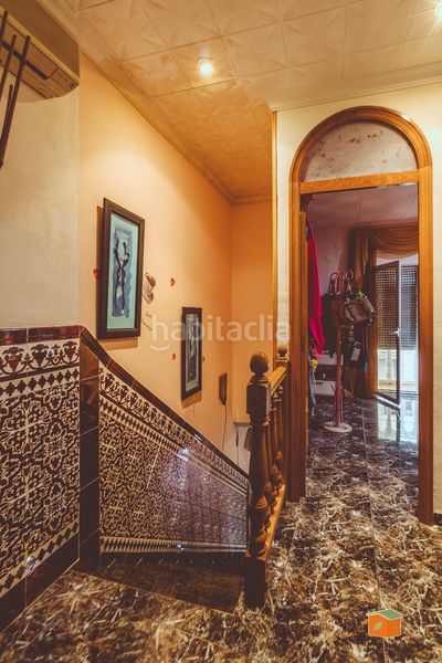 Foto b2265b2e-b600-4b51-9504-95fc066a4d6e. Casa amb aparcament a Santa Bàrbara