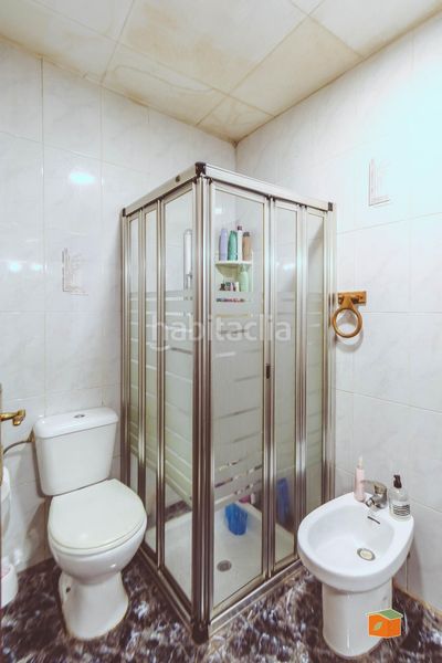 Foto d7c63100-f029-4d0e-966e-b56d06db5857. Casa amb aparcament a Santa Bàrbara