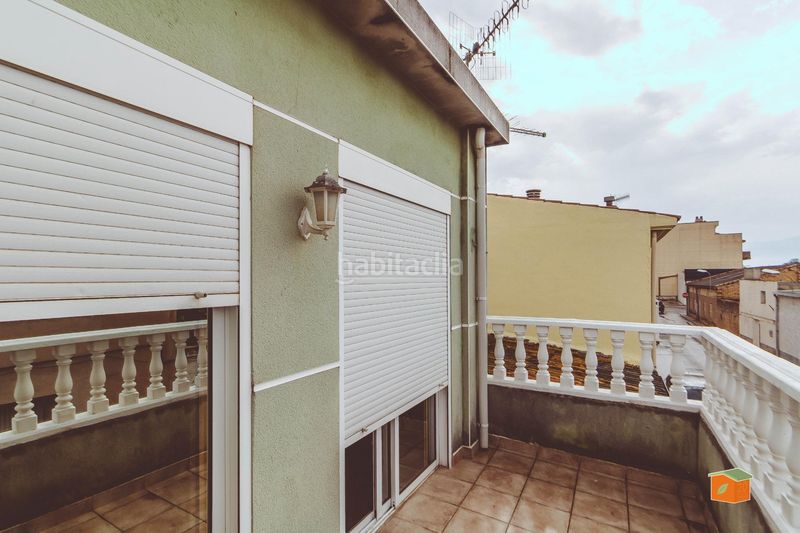 Foto da8756bd-ba50-4b7e-96a9-4cbbca8909c1. Casa amb aparcament a Santa Bàrbara