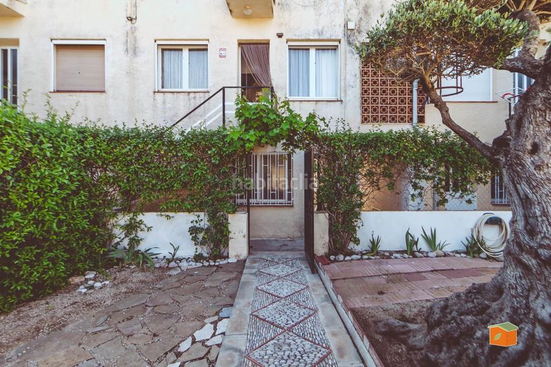 Foto dd861f75-65c8-484d-9f3b-d0b8e2ae2cdd. Casa adossada amb aparcament piscina a Alcanar