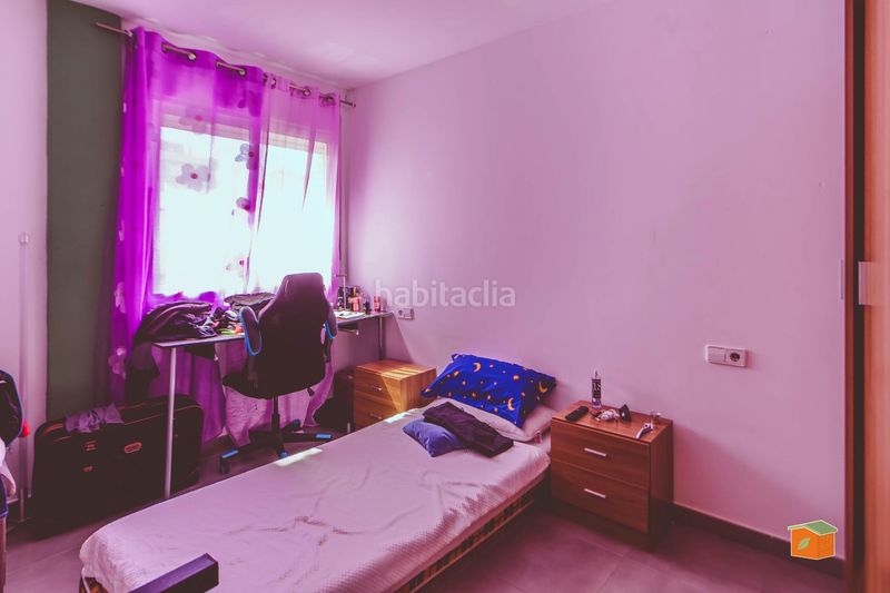 Foto ed6149c9-1f45-4e34-8e6e-054b3cf3b282. Planta baixa a Avinguda Catalunya La Ràpita