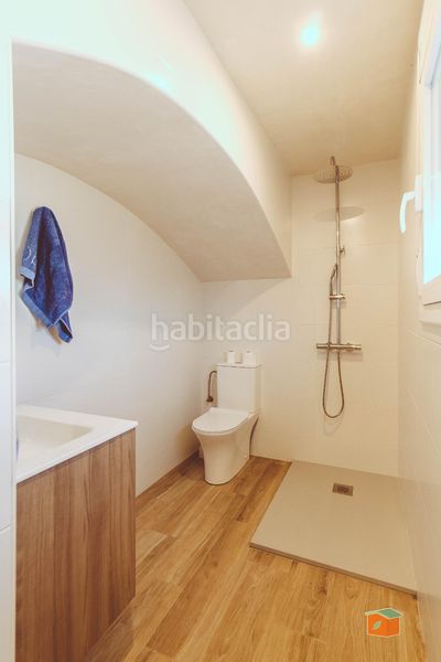 Foto 5f75d360-efe0-480a-b73a-f72e464927e6. Xalet amb aparcament piscina a Roquetes