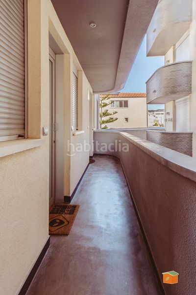 Foto 4ff819e1-6353-4fa6-b267-5e993d14b8c3. Pis amb aparcament a Sénia (La)