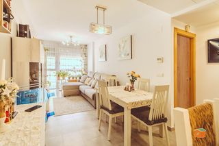 Etagenwohnung in Sénia (La). Acogedor piso con parking en venta en la sénia tarragona