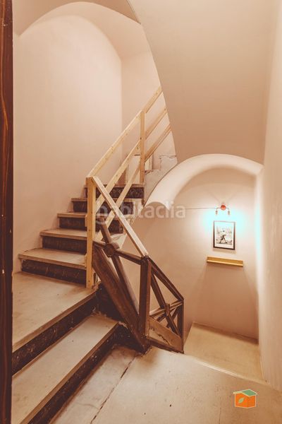 Foto a3150c8e-6d29-4ba3-a8f4-2e3e1b2b5cbd. Casa amb aparcament a Santa Bàrbara