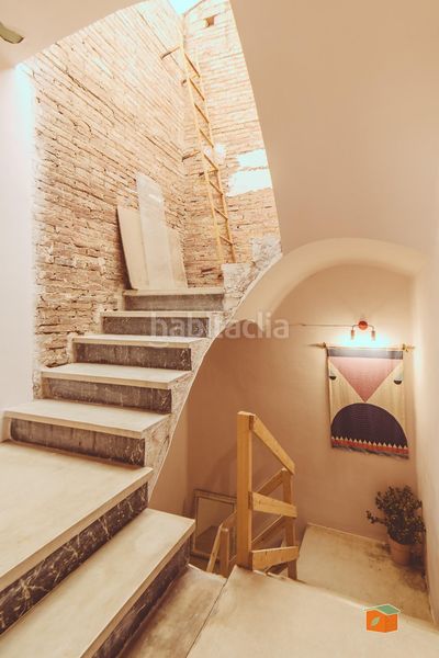 Foto d2c13dcf-4b11-4978-a86a-a85d4dc0fa0e. Casa amb aparcament a Santa Bàrbara