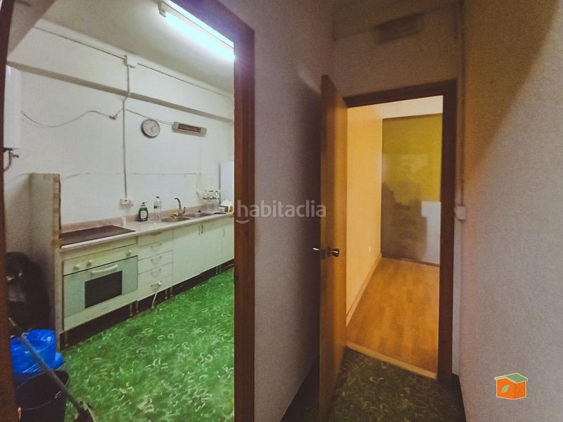 Foto a6d14f1f-3544-4f2f-99e7-2e1ff49838c4. Planta baixa a Zona Hospital Amposta