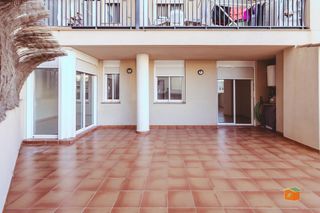 Rez-de-chaussée à El Maset. Acogedor piso en venta en la ràpita tarragona