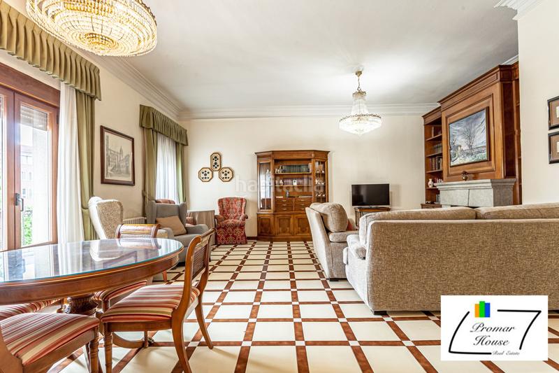 Foto 01833f57-6627-4c95-9abf-262cc552d13d. Appartement avec chauffage parking dans Centro Ávila