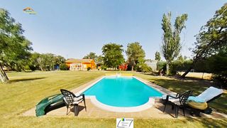 Xalet  N501. Chalet individual en venta en muñogrande, 5 dormitorios.