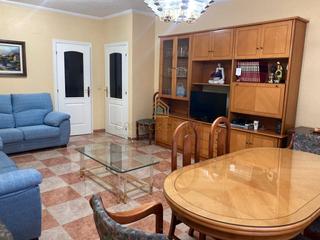 Pis  Calle caudete. Piso en venta en calle caudete