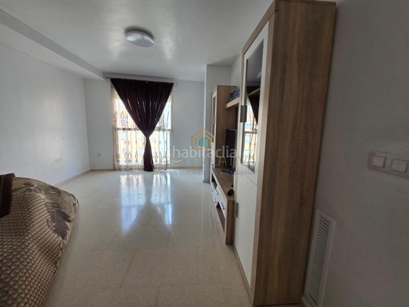 Foto 15c3093c-d012-47fa-a32e-3757e67548b6. Piso  en venta en paseo de gregori maians en Oliva pueblo Oliva