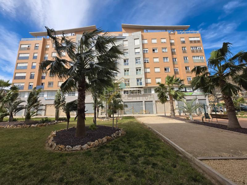 Foto 18a1a1b7-98e2-461c-8036-240e16355598. Piso  en venta en paseo de gregori maians en Oliva pueblo Oliva