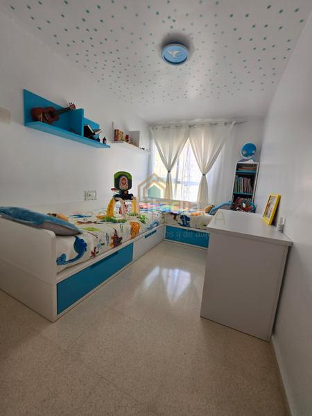 Foto 6456f9f2-25ea-4484-a953-9b98cfce459b. Piso  en venta en paseo de gregori maians en Oliva pueblo Oliva