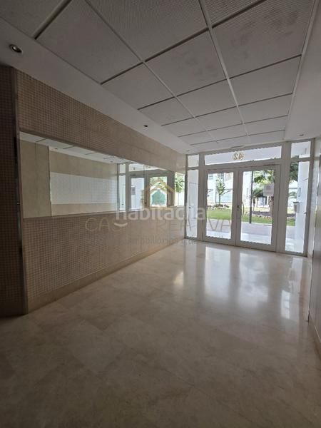 Foto cb08e9cf-b40d-4a29-b72f-a71d41dbad9d. Piso  en venta en paseo de gregori maians en Oliva pueblo Oliva