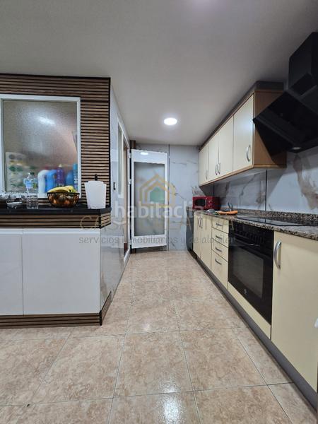 Foto 271fb8fe-7366-4a99-aca2-d88a268e0671. Appartement avec chauffage parking dans Centro Almazora / Almassora