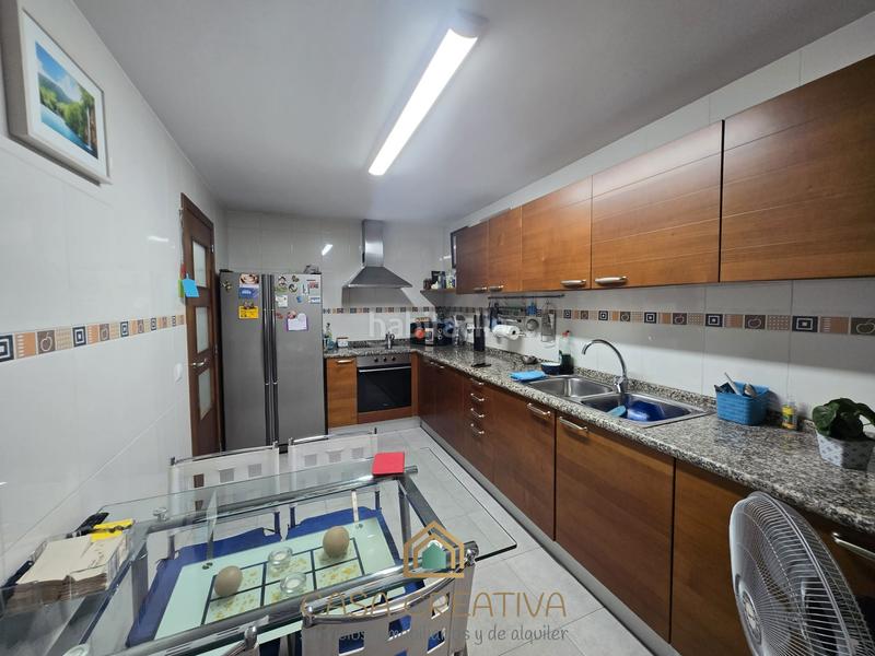 Foto 1dc4e15d-577b-4fcc-ae80-46f676c771ff. Piso  en venta en calle poeta valeriano bellver costa en Chella