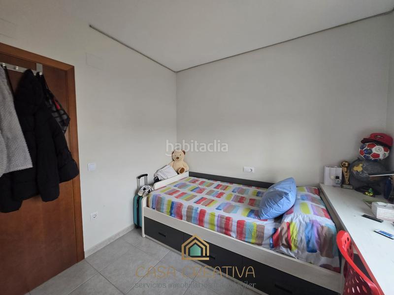 Foto 427307cd-c3a7-43c6-a644-347bf9d5da64. Piso  en venta en calle poeta valeriano bellver costa en Chella
