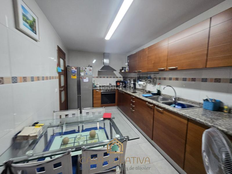 Foto 9dd0fa54-c08b-45f9-8ab2-3c1a0af84734. Piso  en venta en calle poeta valeriano bellver costa en Chella