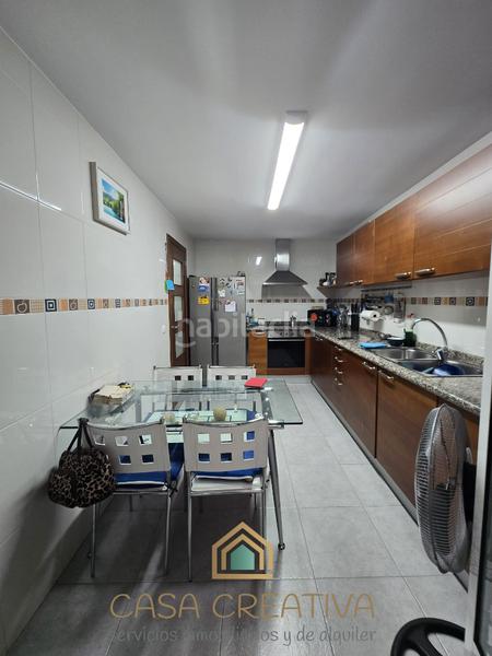 Foto a119f88a-895d-46a3-b352-123e07fa3319. Piso  en venta en calle poeta valeriano bellver costa en Chella