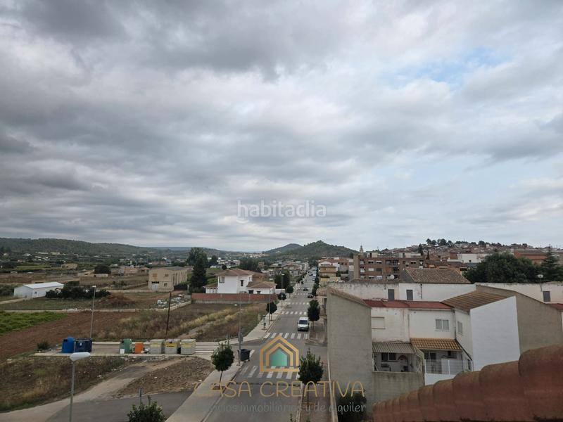 Foto bd8c3983-54c7-4f28-b2d9-ef6bf4fde4f4. Piso  en venta en calle poeta valeriano bellver costa en Chella
