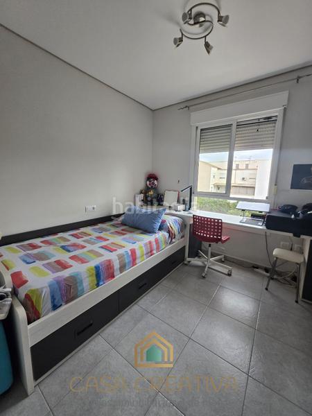 Foto d7132914-8001-4f15-a716-5c670f76a1d2. Piso  en venta en calle poeta valeriano bellver costa en Chella