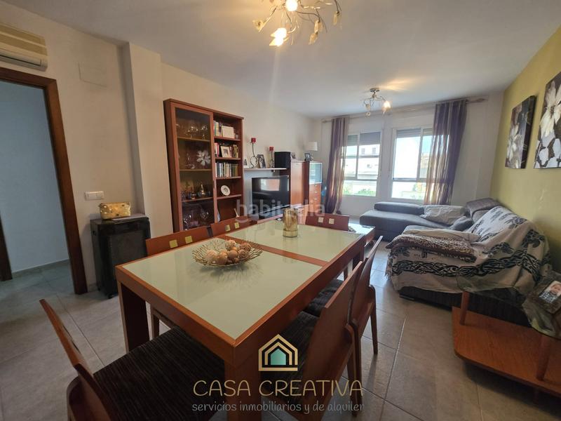 Foto d8d00a2e-90c1-465b-bf8b-83513cc00239. Piso  en venta en calle poeta valeriano bellver costa en Chella