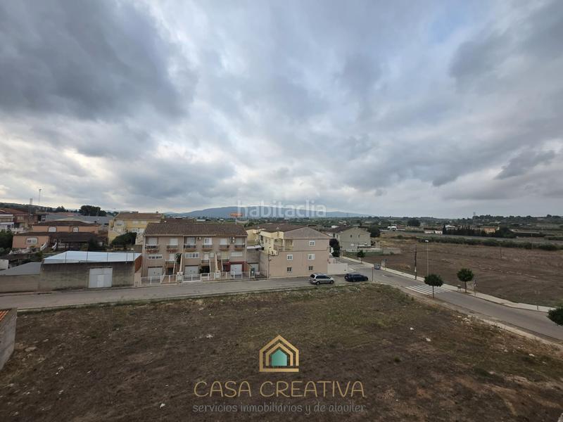 Foto e3f17c90-5d96-4b3a-9c12-b1285670800a. Piso  en venta en calle poeta valeriano bellver costa en Chella