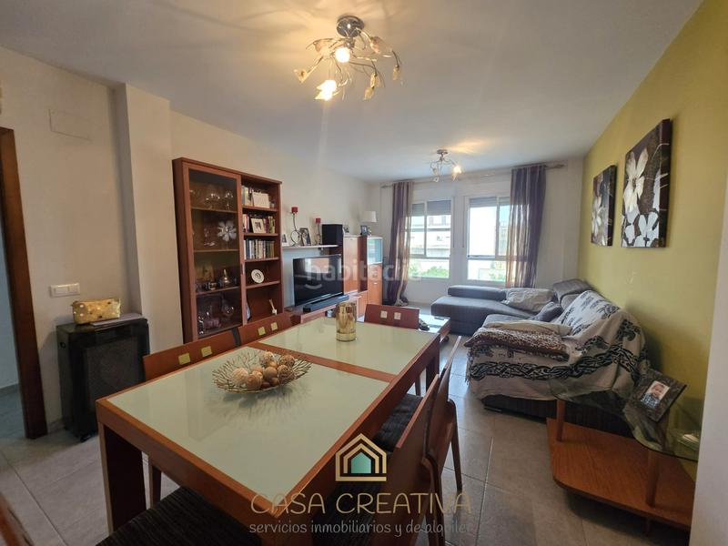 Foto e8c9cacb-d3a5-4e77-abfa-969de4f3b49a. Piso  en venta en calle poeta valeriano bellver costa en Chella
