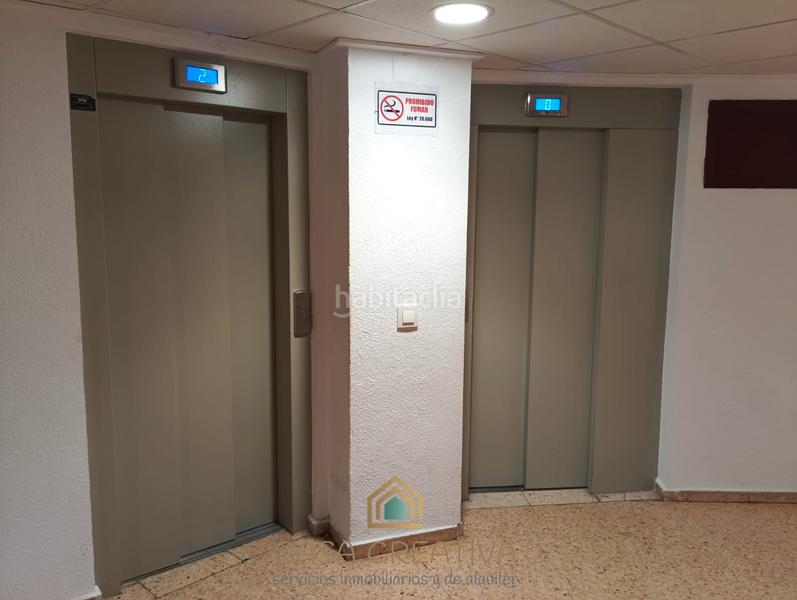 Foto d1cbf2d2-7349-4d19-9bb9-2bf1a7d658e6. Pis a Centro Urbano Dénia