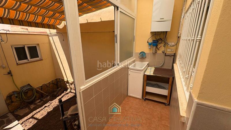 Foto a3c34db1-fc9a-4cc2-b030-852b960264f4. Casa adosada chalet adosado en venta en calle vall d'ebo s/n en Gandia