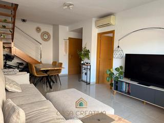 Maison jumelée  Carrer 9 d'octubre. Chalet adosado en venta en calle 9 d'octubre