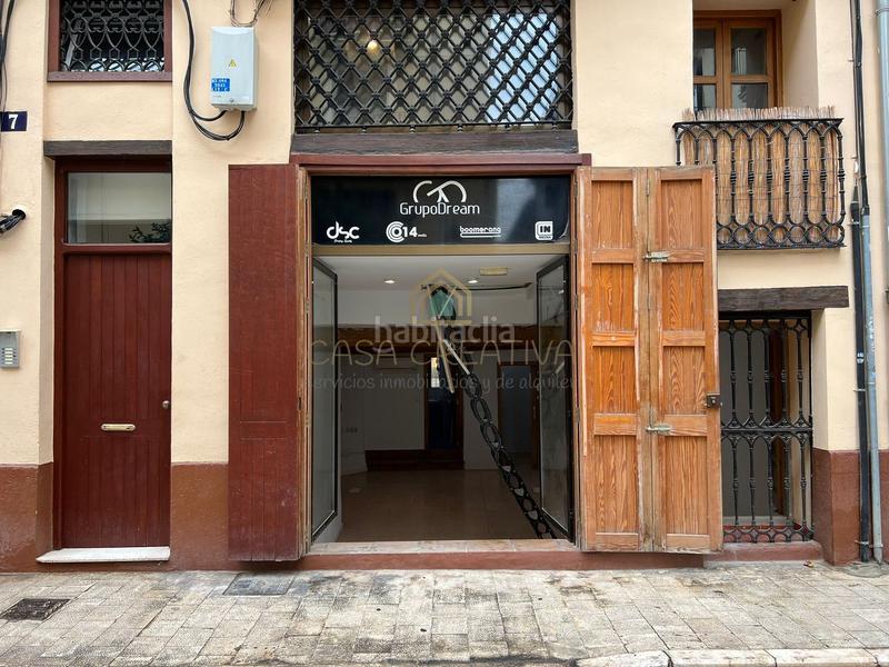 Foto 4e98d1ef-e67c-4541-9646-8f13f7d81030. Local comercial a calle de la beneficència 7 a El Carme Valencia
