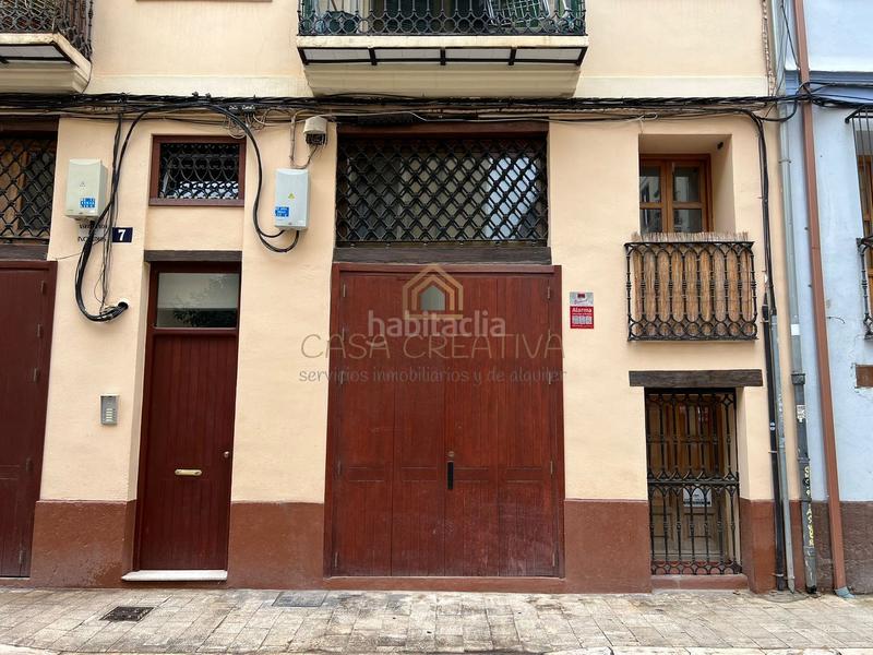 Foto 5521ef71-c1fe-407a-87b1-9517cc8142d6. Local comercial a calle de la beneficència 7 a El Carme Valencia