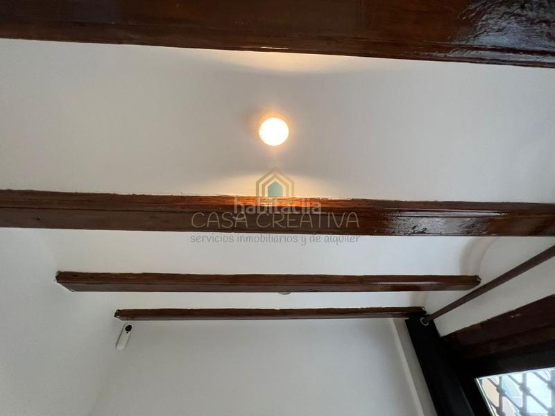 Foto 6e1d3b6c-1a47-4f52-991e-45dceb7bbff1. Local comercial a calle de la beneficència 7 a El Carme Valencia