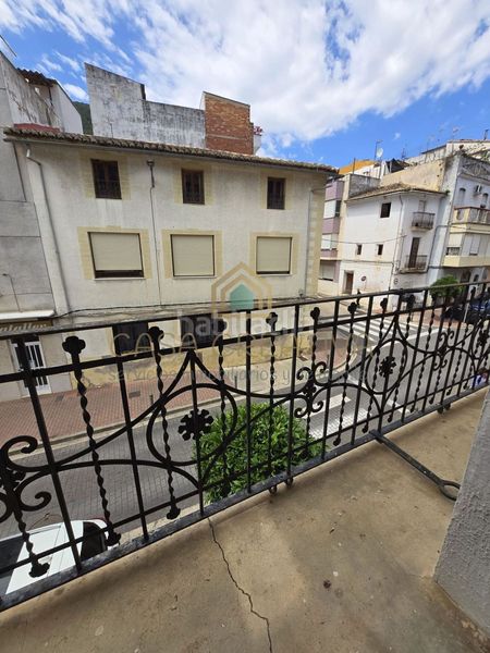 Foto 391ea998-36a8-4cbd-909b-0fa342a9ad51. Pis a Simat de la Valldigna